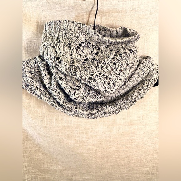 Speckled knitted loop scarf. Grey with burnt orange and black. - Picture 1 of 8